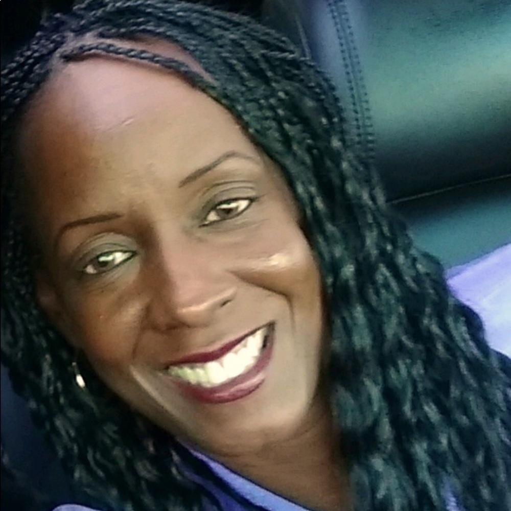 Meet your Posher, Charlene